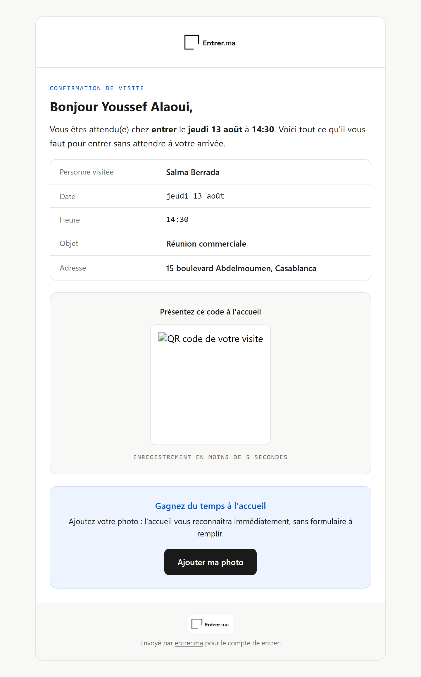 Email de convocation au visiteur : la date, l'heure, l'adresse, l'objet et un QR code à présenter à l'accueil.