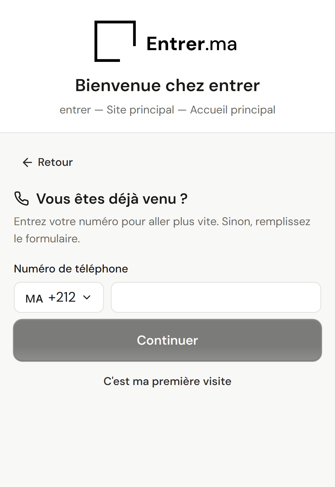 Formulaire d'enregistrement sur mobile : nom, société, personne visitée, motif et photo.